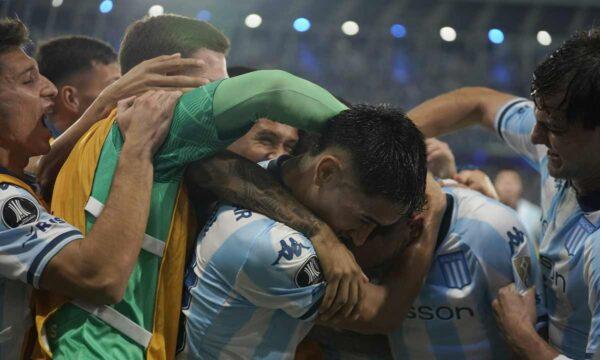 RACING CLUB CELEBRA LIBERTADORES 2025