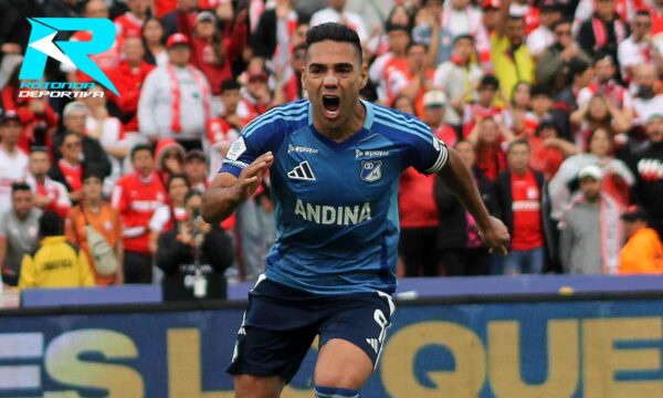 FALCAO GOL CLASICO CAPITALINO